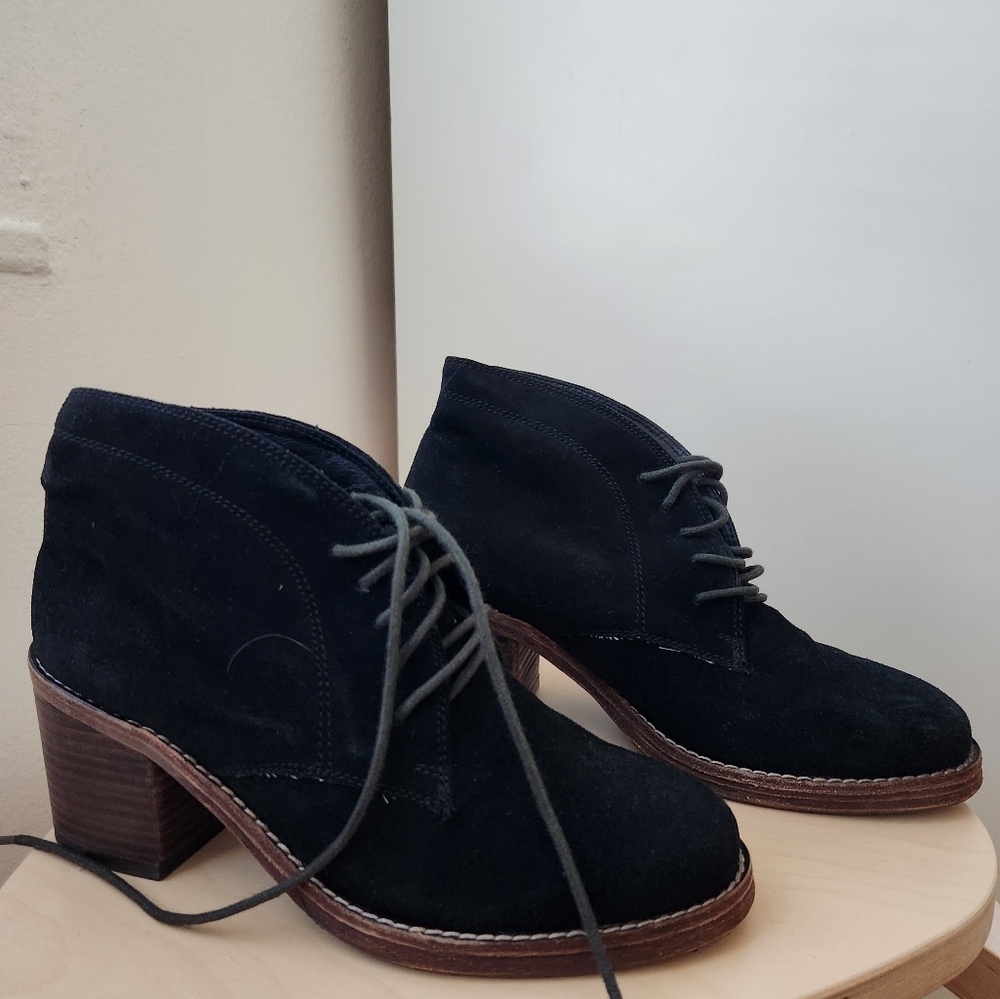 DOLCE VITA BLACK SUEDE WOODEN SOLE HEEL BOOTIES sz 7